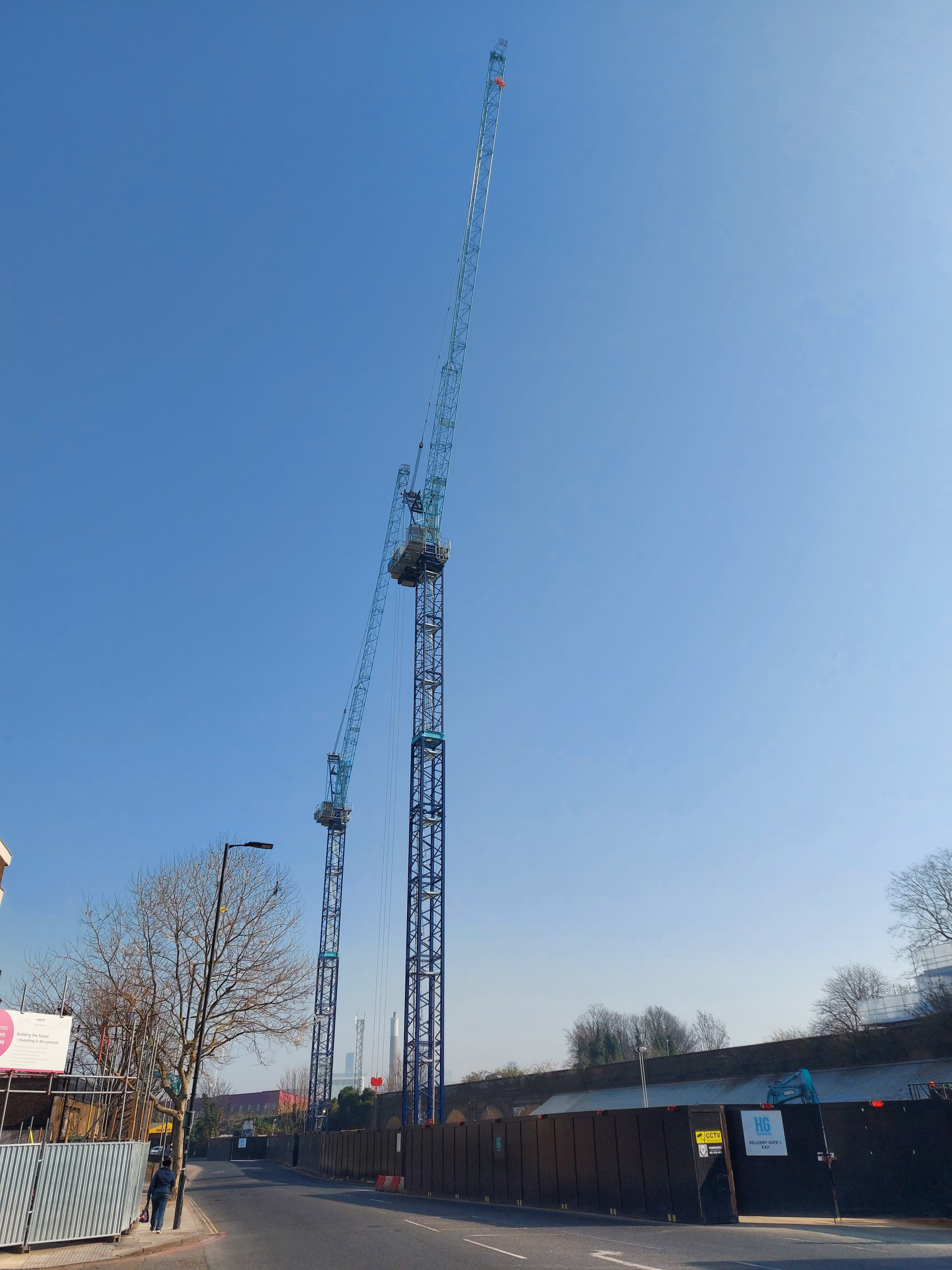 Second Moritsch Tower Crane At Ilderton Road HG Construction HG